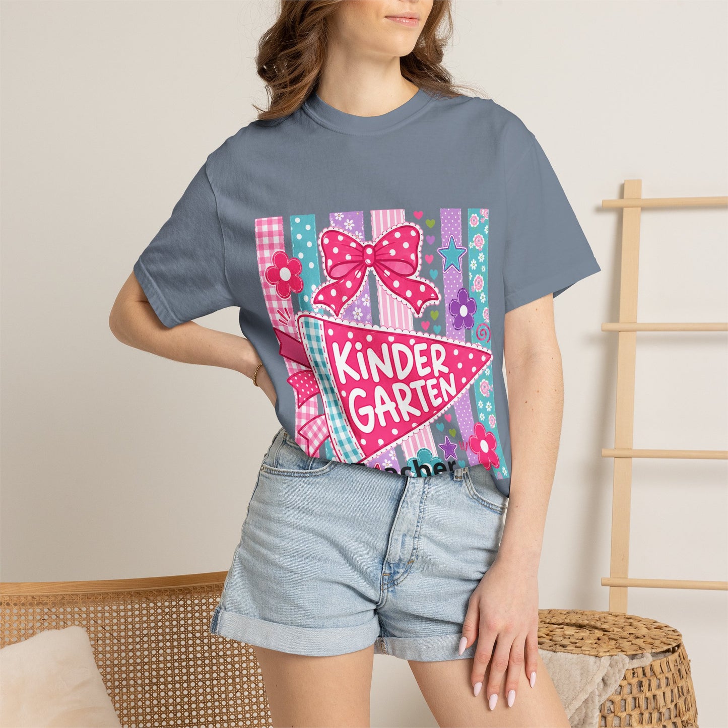 Kindergarten Pennant T-shirt | Cute School Bow Flowers Teacher Tee