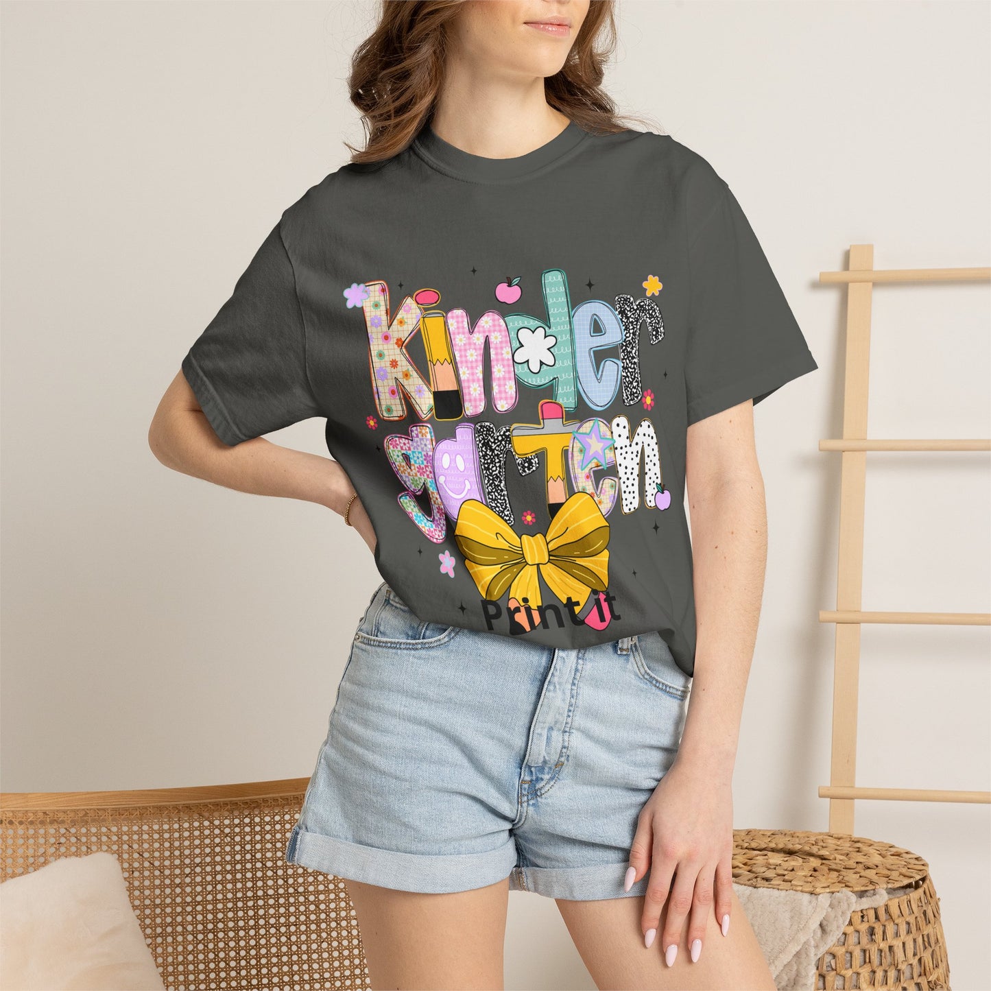 Kindergarten Cute Letters T-shirt | Bow School Teacher Tee