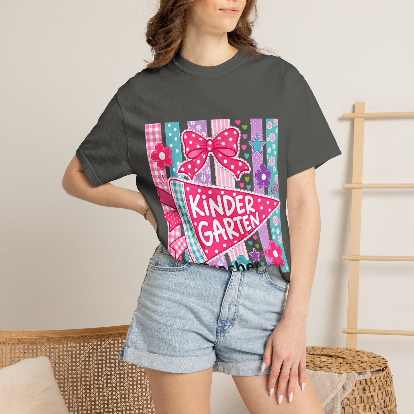 Kindergarten Pennant T-shirt | Cute School Bow Flowers Kids Tee